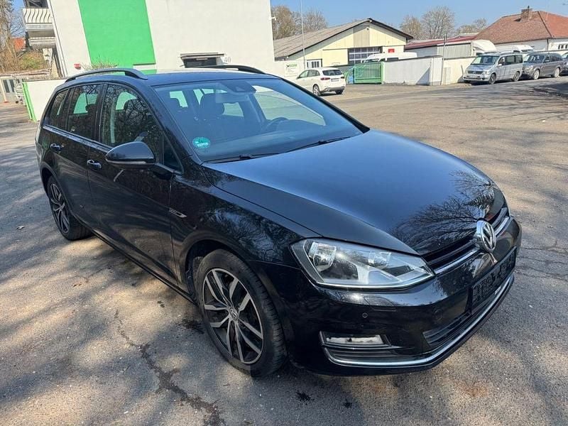 Gebraucht VW Golf VII LOUNGE 150 PS (110 kW) 2015 Schwarz Kombi