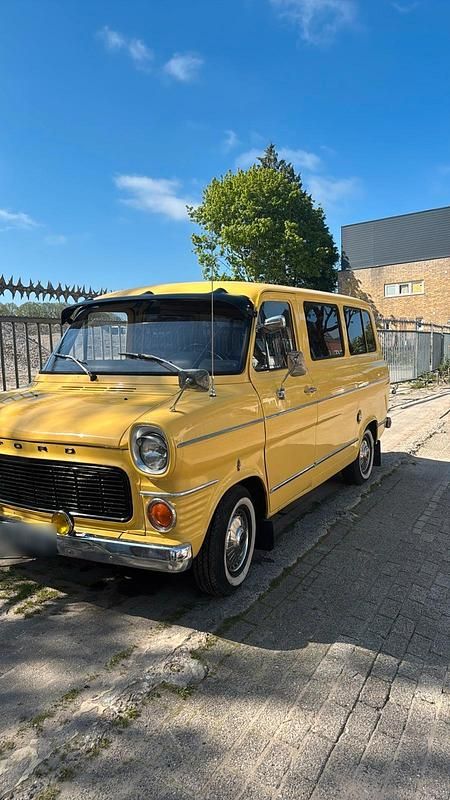 Gebraucht Ford Transit 1976 Gelb Van / Kleinbus