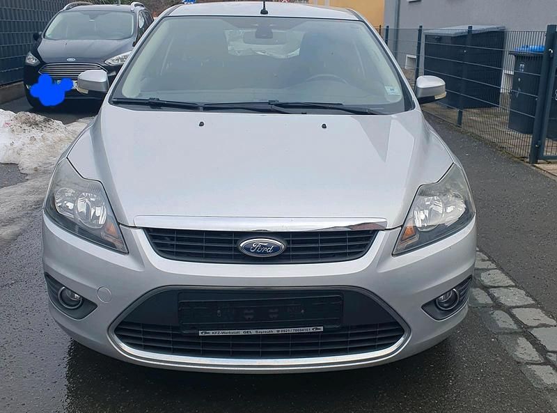 Usata Ford Focus 101 CV (74 kW) 2010 Argento Berlina