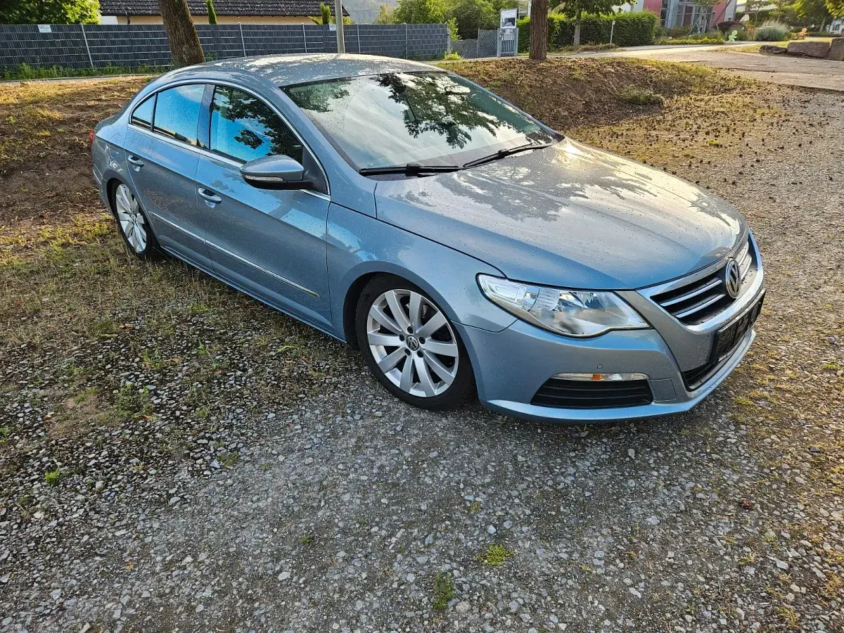 Gebraucht VW Passat 160 PS (117 kW) 2010 Silber Coupé