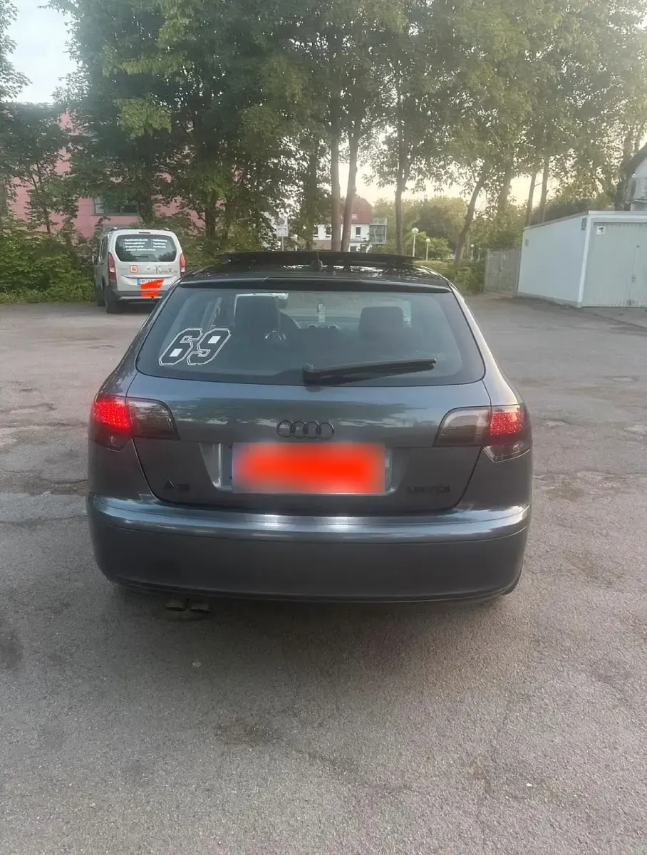 Gebraucht Audi A3 Sportback 105 PS (77 kW) 2007 Grau Kleinwagen