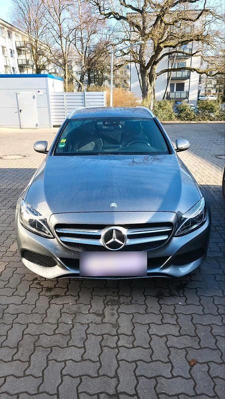 Gebraucht Mercedes C220 170 PS (125 kW) 2016 Grau Kombi
