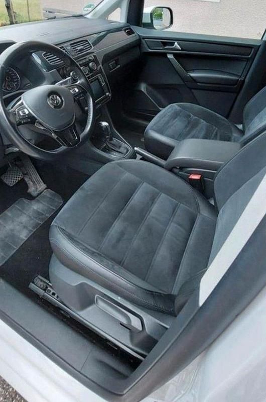 Gebraucht VW Caddy Highline 150 PS (110 kW) 2016 Weiß Van / Kleinbus