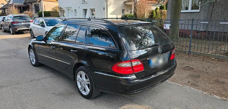 Gebraucht Mercedes E280 Avantgarde 190 PS (139 kW) 2008 Schwarz Kombi