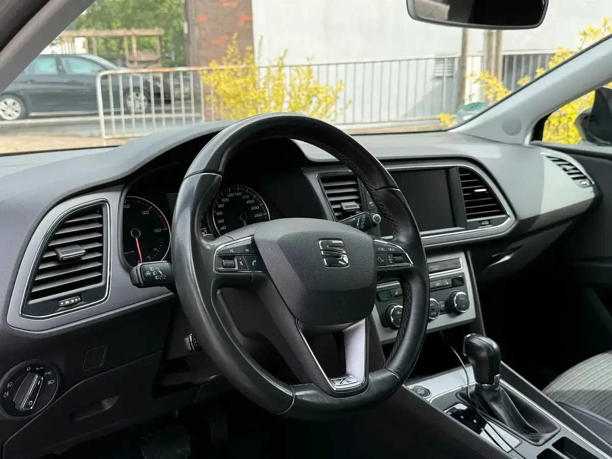 Gebraucht Seat Leon XCELLENCE 150 PS (110 kW) 2017 Schwarz Limousine