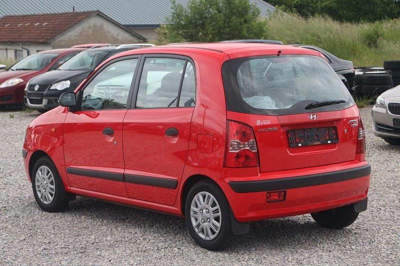 Gebraucht Hyundai Atos 63 PS (46 kW) 2007 Rot Kleinwagen