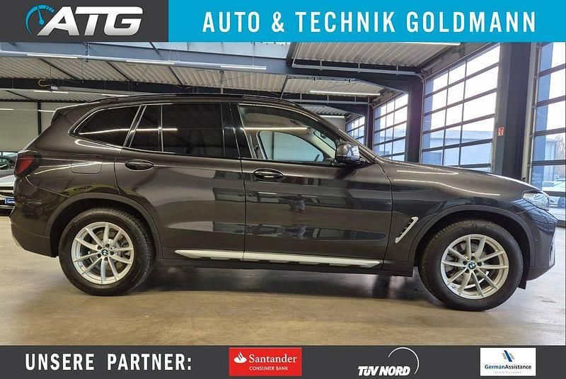 Sophistograu Gebraucht 2023 BMW X3 Sport Line SUV | 42.950 € (Guter Preis) - Bild 1/4