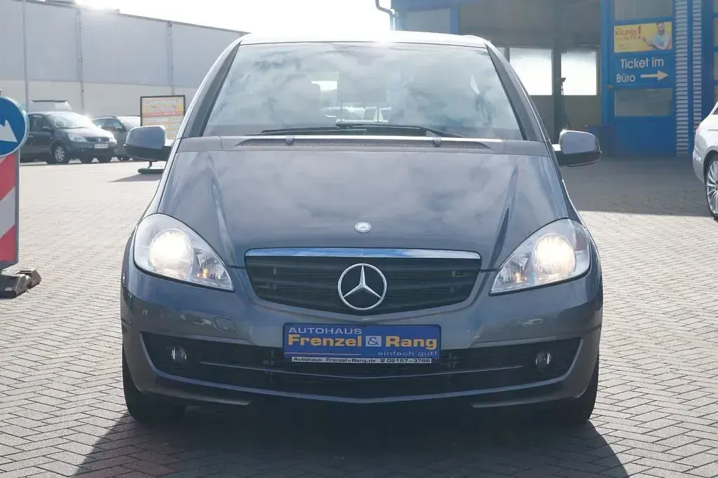 Gebraucht Mercedes A160 95 PS (69 kW) 2010 Grau Kleinwagen