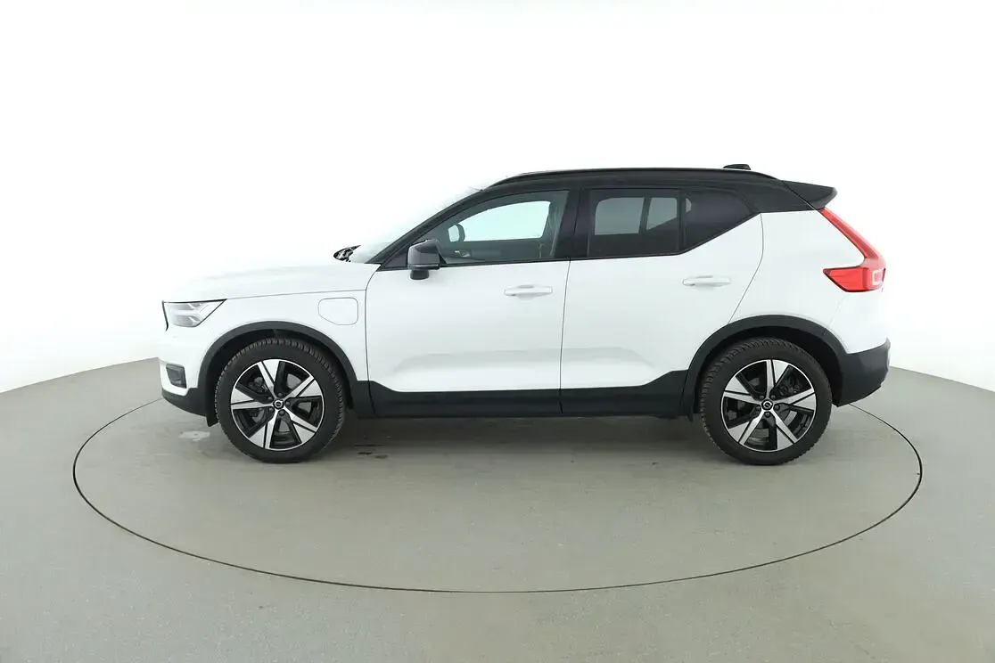 Gebraucht Volvo XC40 R-Design 211 PS (155 kW) 2022 Weiß SUV