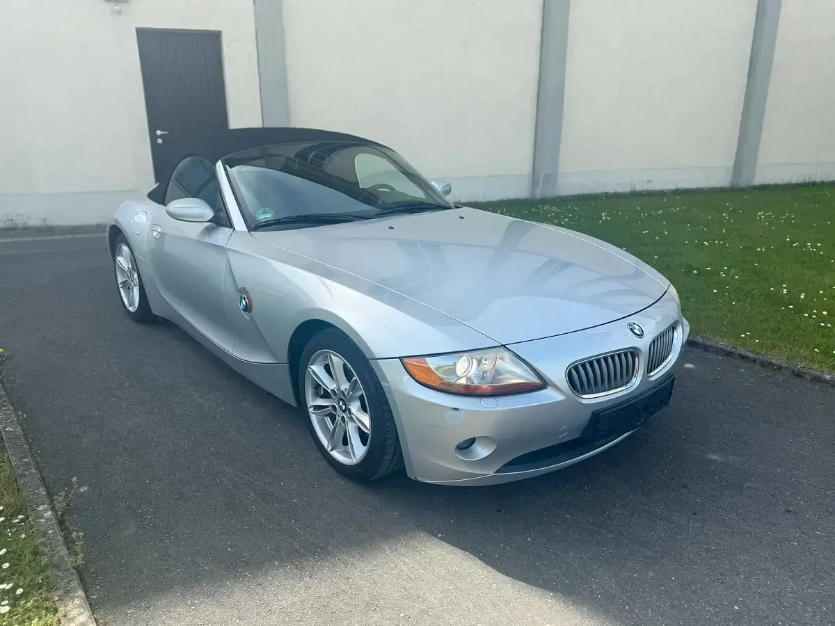 Second-hand BMW Z4 231 CP (169 kW) 2004 Argintiu Cabrio