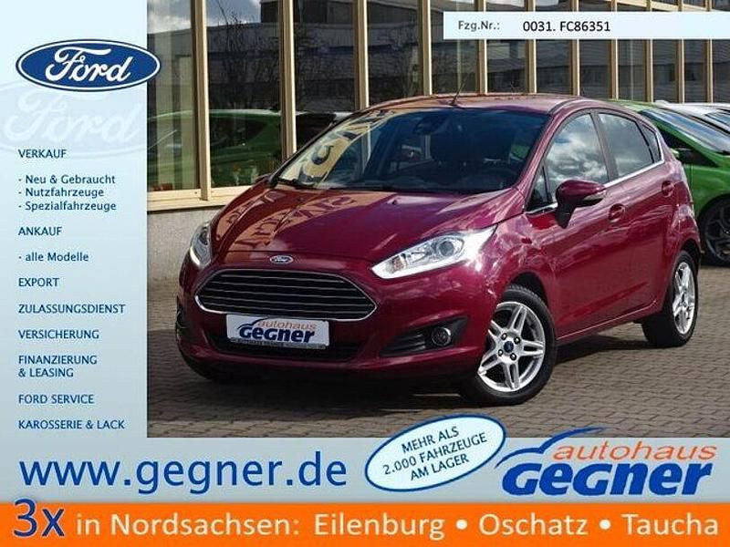 Gebraucht Ford Fiesta Titanium 101 PS (74 kW) 2015 Violet Kleinwagen