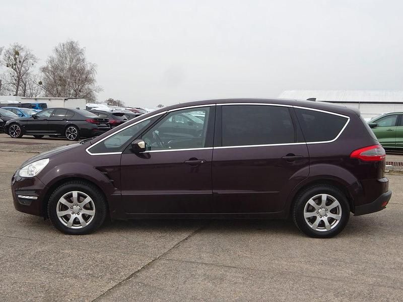 Gebraucht Ford S-MAX Titanium 140 PS (102 kW) 2013 Violett Van / Kleinbus