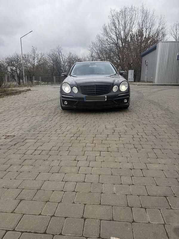Gebraucht Mercedes E320 Avantgarde 224 PS (164 kW) 2006 Limousine