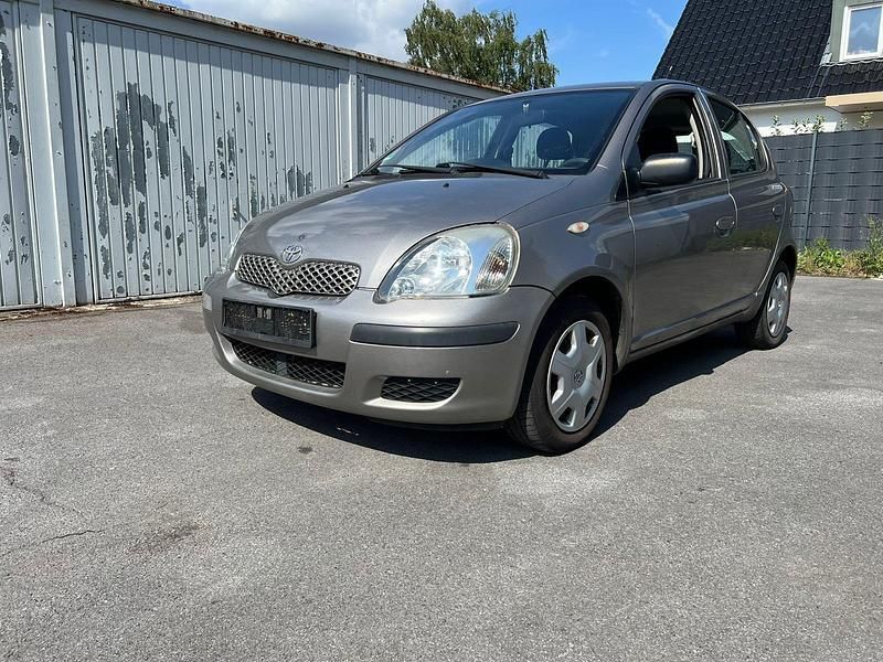 Gebraucht 2003 Toyota Yaris Kleinwagen | 1.399 € (Fairer Preis) - Bild 1/4
