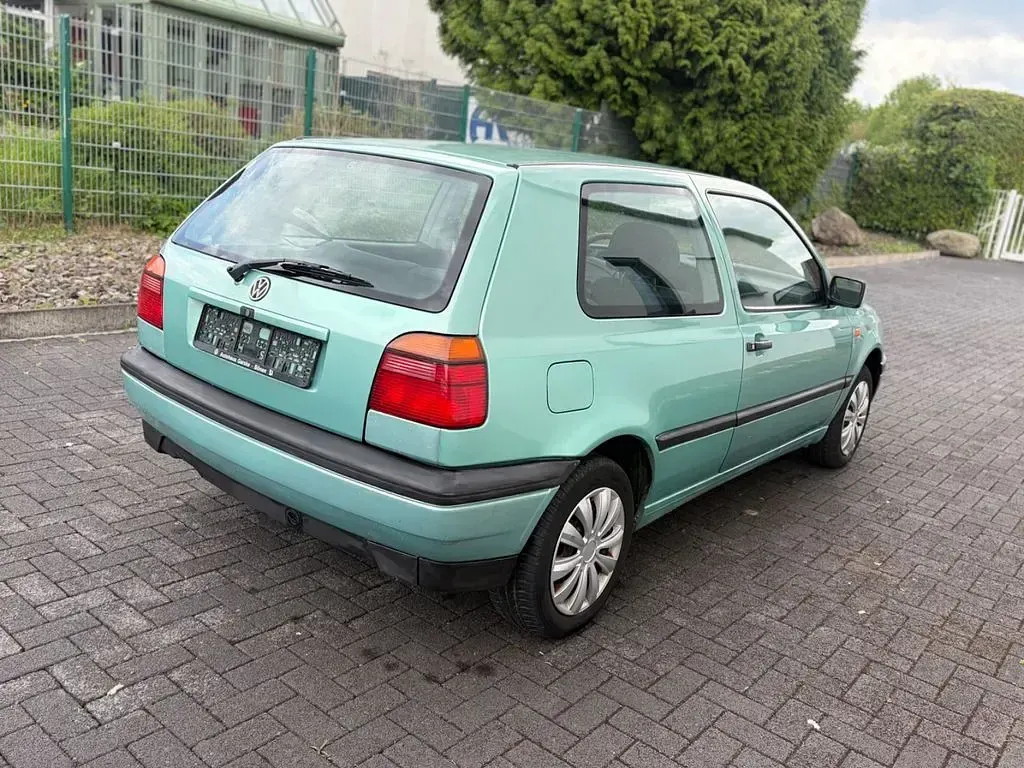 Gebraucht VW Golf III 75 PS (55 kW) 1994 Grün