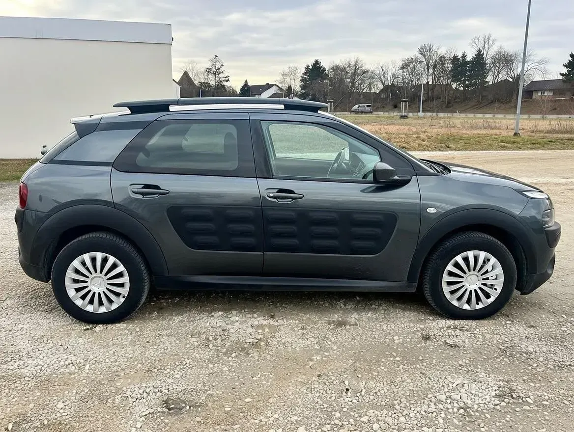 Used Citroën C4 110 HP (80 kW) 2017 Grey Hatchback