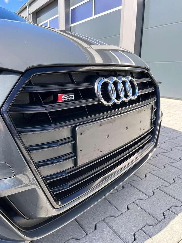 Gebraucht Audi S3 Exclusive 310 PS (228 kW) 2017 Grau Limousine