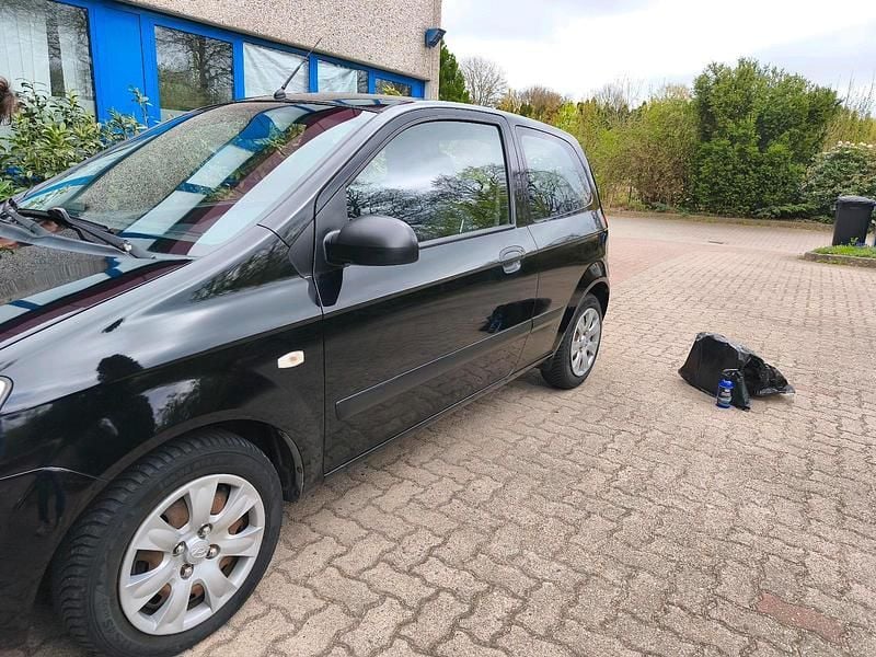 Second-hand Hyundai Getz 67 CP (49 kW) 2007 Negru Hatchback