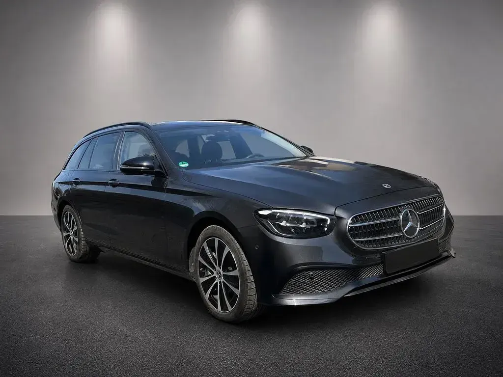 Second-hand Mercedes E300 306 CP (225 kW) 2021 Gri Break