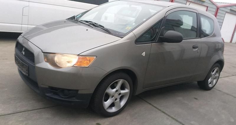 Gebraucht Mitsubishi Colt 75 PS (55 kW) 2009 Kleinwagen