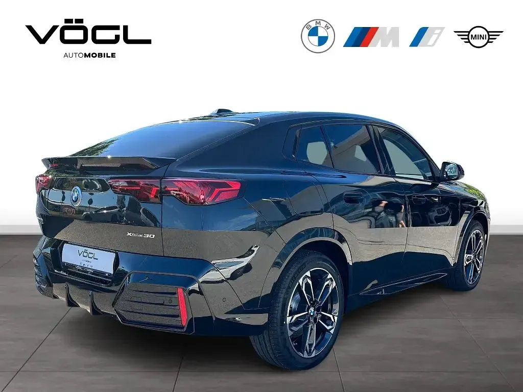 Neu BMW iX2 M Sport 225 kW (306 PS) 2026 Saphirschwarz SUV