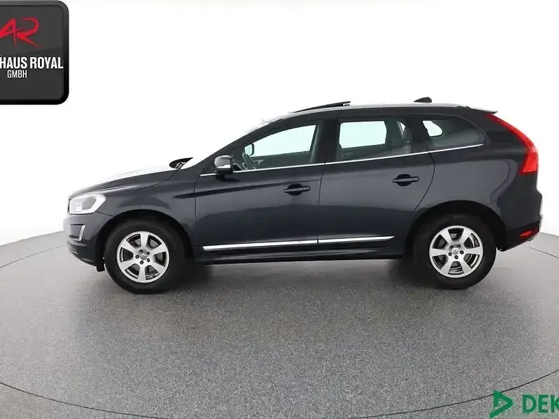 Gebraucht Volvo XC60 Summum 190 PS (139 kW) 2017 Savile grey SUV