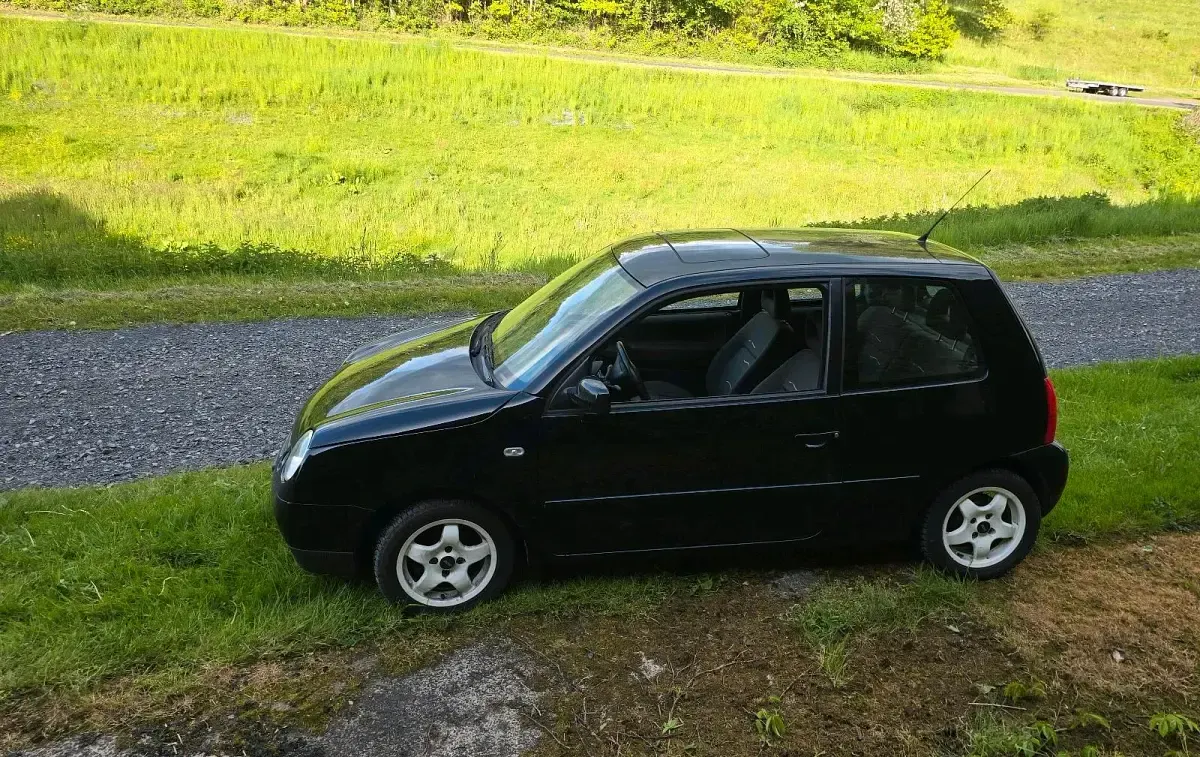 Gebraucht VW Lupo 50 PS (36 kW) 2003 Schwarz Kleinwagen