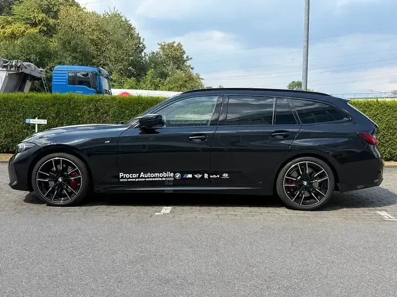 Gebraucht BMW M340 Luxury Line 340 PS (250 kW) 2026 Schwarz (saphirschwarz metallic) Limousine