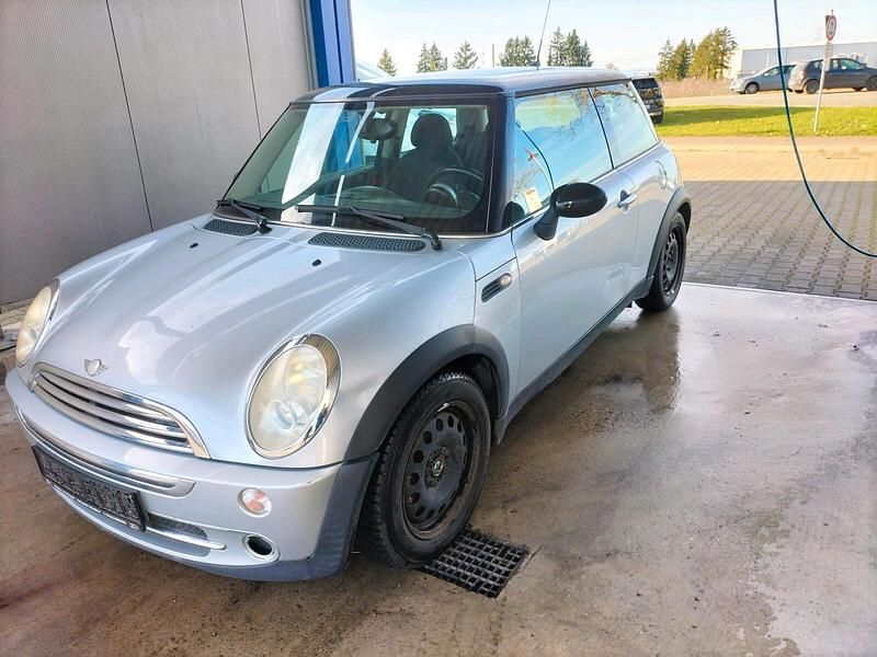Silber Gebraucht 2005 Mini Cooper Kleinwagen | 1.399 € (Superpreis) - Bild 1/4