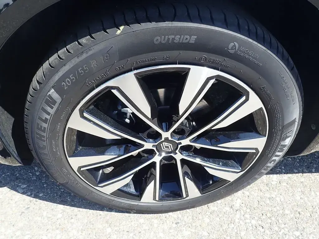 Gebraucht Renault Austral Techno 158 PS (116 kW) 2023 Grau SUV