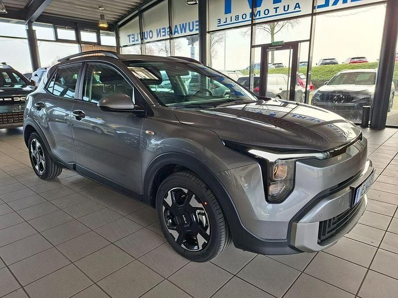 Neu Kia Stonic 101 PS (74 kW) 2026 Grau SUV