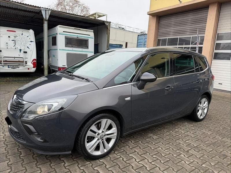 Gebraucht Opel Zafira Tourer Innovation 165 PS (121 kW) 2014 Grau Van / Kleinbus