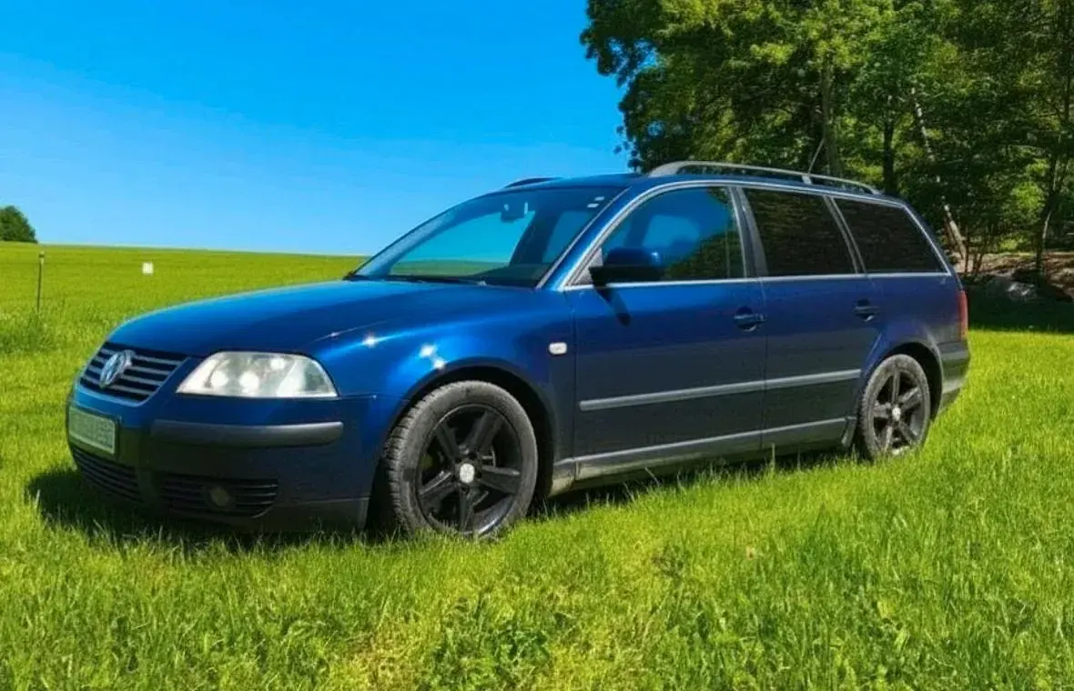 Second-hand VW Passat 131 CP (96 kW) 2002 Albastru Break