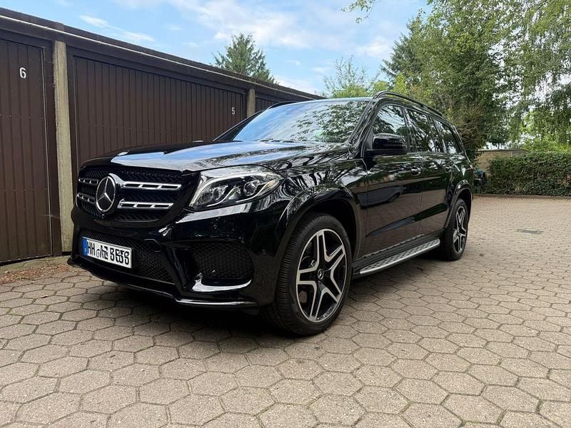 Schwarz Gebraucht 2017 Mercedes GLS350 AMG line SUV | 55.000 € (Teuer) - Bild 1/4