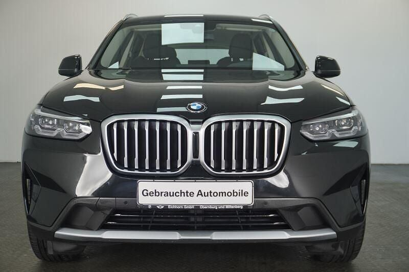 Gebraucht BMW X3 Sport Line 252 PS (185 kW) 2024 Black sapphire metallic SUV
