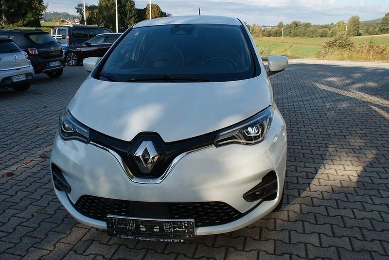 Gebraucht Renault Zoe Intens 50 kW (69 PS) 2021 Weiß Kleinwagen