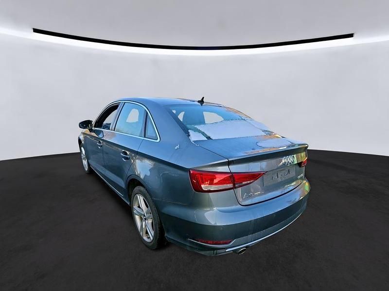 Second-hand Audi A3 Ambiente 116 CP (85 kW) 2019 Gri Berlinǎ