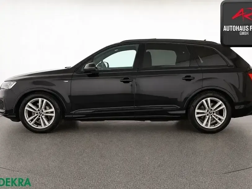 Gebraucht Audi Q7 S-Line 340 PS (250 kW) 2022 Mythosschwarz SUV