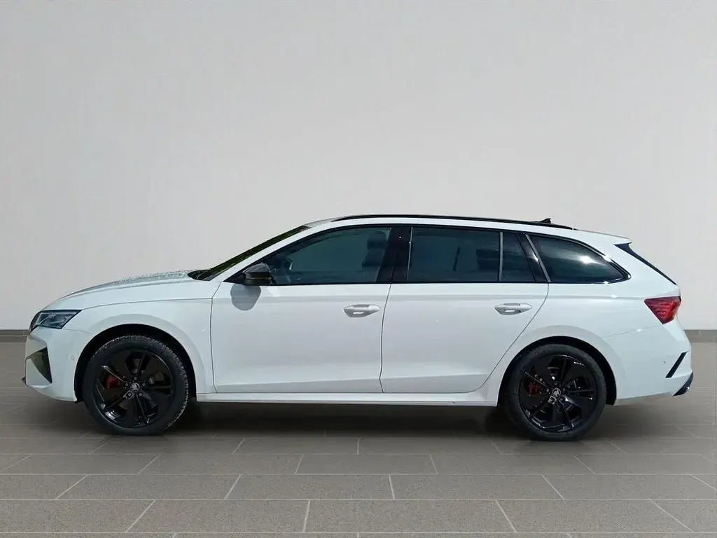 Neu Skoda Octavia RS 265 PS (194 kW) 2025 Weiß Kombi
