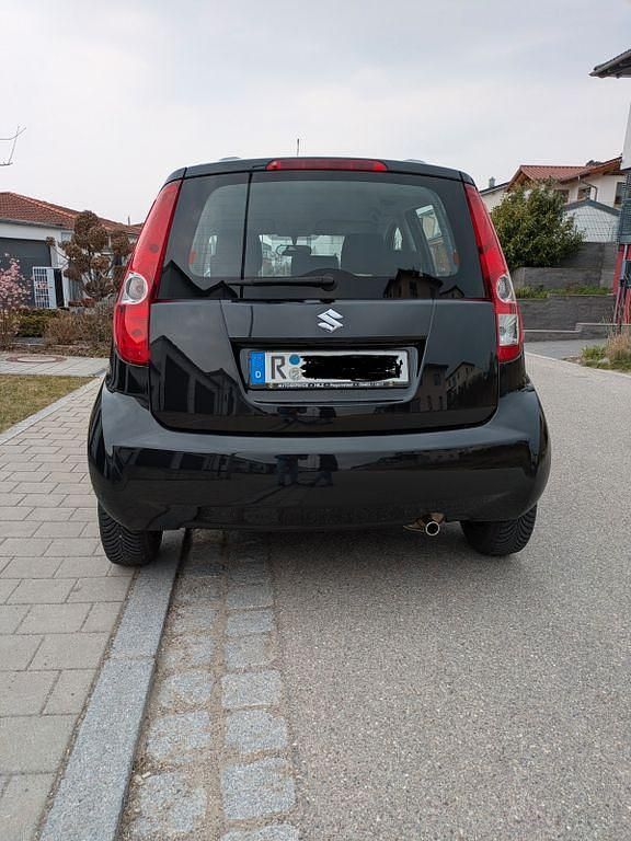 Gebraucht Suzuki Splash 86 PS (63 kW) 2008 Schwarz Kleinwagen