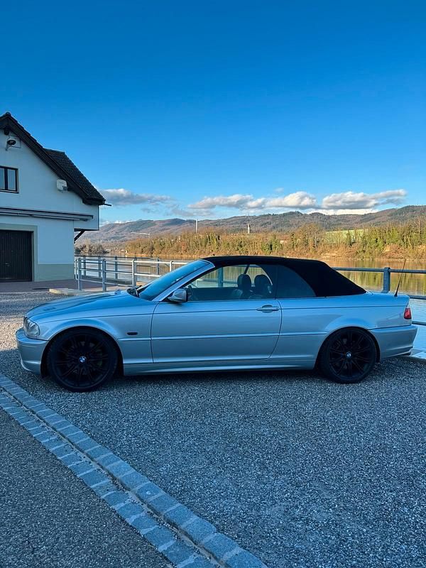 Second-hand BMW 330 231 CP (169 kW) 2000 Argintiu Cabrio