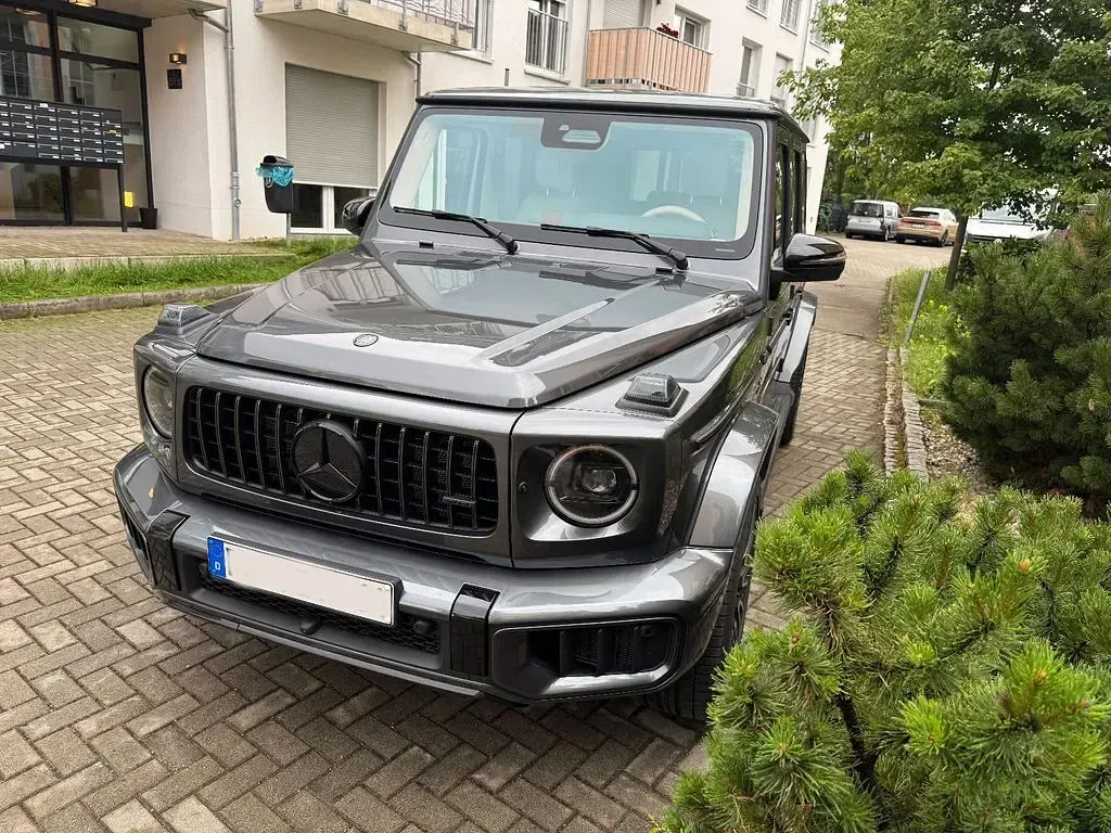 Gebraucht Mercedes G63 AMG AMG 585 PS (430 kW) 2025 Designo graphit SUV