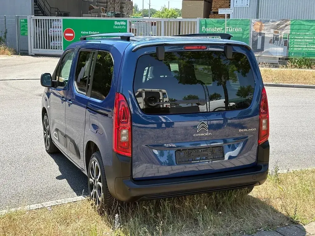 Gebraucht Citroën Berlingo Shine 131 PS (96 kW) 2022 Blau Van / Kleinbus