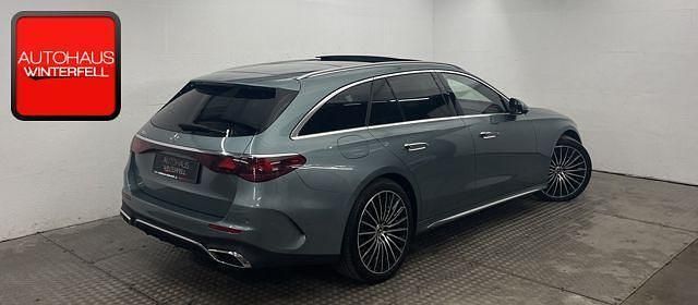 Gebraucht Mercedes E300 AMG Line Premium Plus 313 PS (230 kW) 2024 Silber Limousine