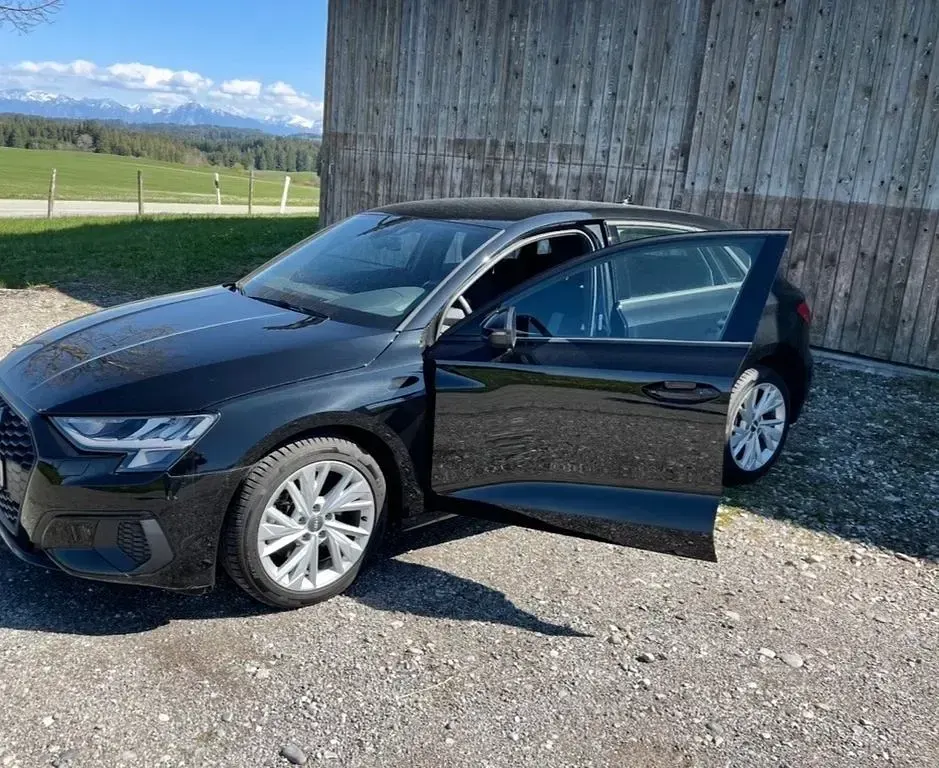 Gebraucht Audi A3 150 PS (110 kW) 2021 Schwarz Limousine