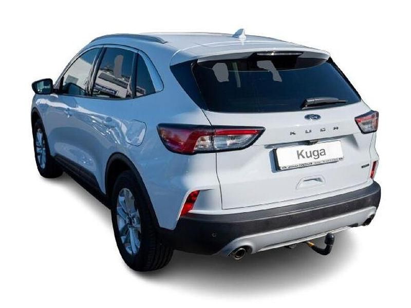 Gebraucht Ford Kuga Titanium 152 PS (111 kW) 2021 Weiß SUV
