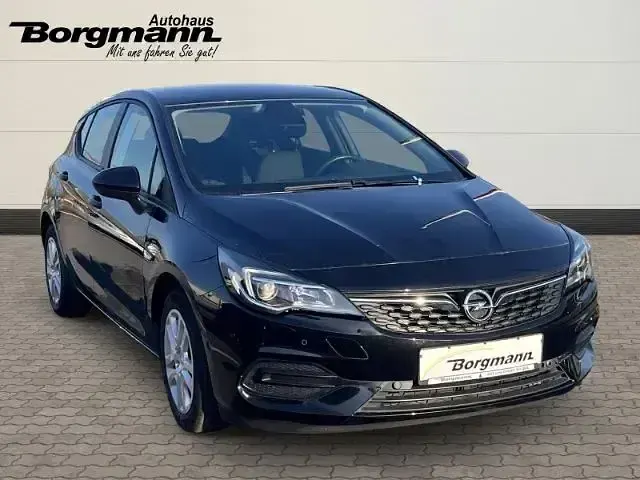 Gebraucht Opel Astra Edition 110 PS (80 kW) 2022 Schwarz Limousine