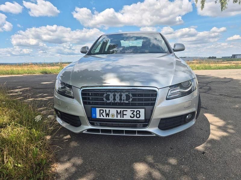 Gebraucht Audi A4 Ambiente 163 PS (119 kW) 2008 Silber Limousine