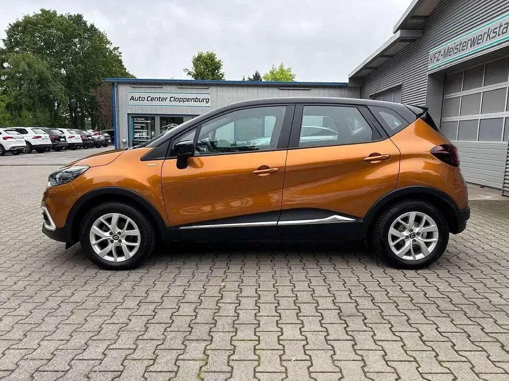 Gebraucht Renault Captur LIMITED 90 PS (66 kW) 2019 Orange SUV