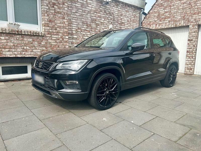 Usata Seat Ateca 4Drive 190 CV (139 kW) 2017 Nero SUV